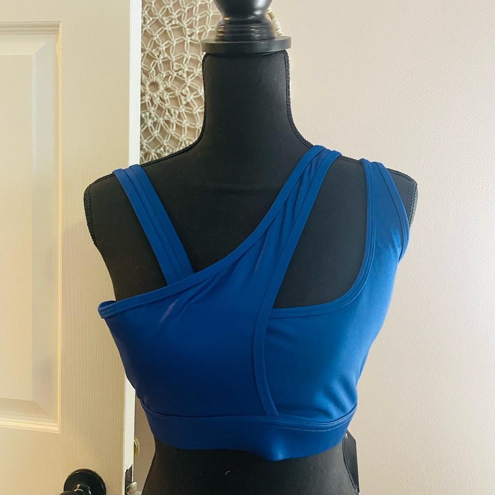 Laundry by Shelli Segal Crossover Removable Strap Sports Bra 💧